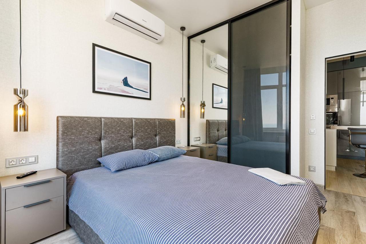 Sea Symphony Design Apartment Odesa Exterior foto
